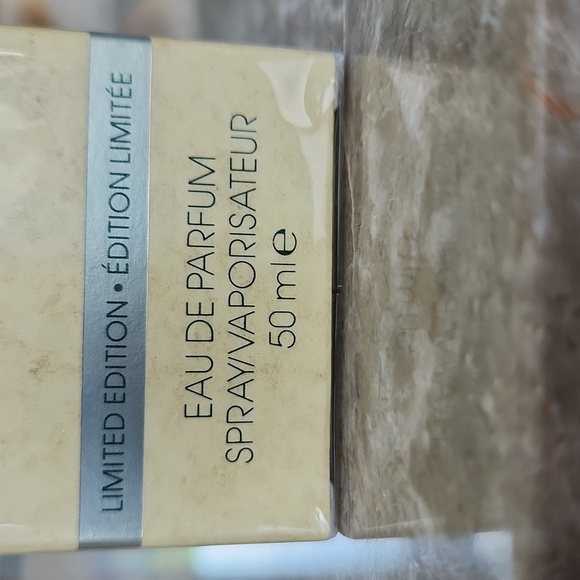 Escape, Calvin Kleun, Eau de Parfum 50ml - Picture 2 of 3